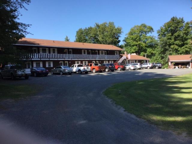 Sandy Point Motel Long Lake Exterior foto